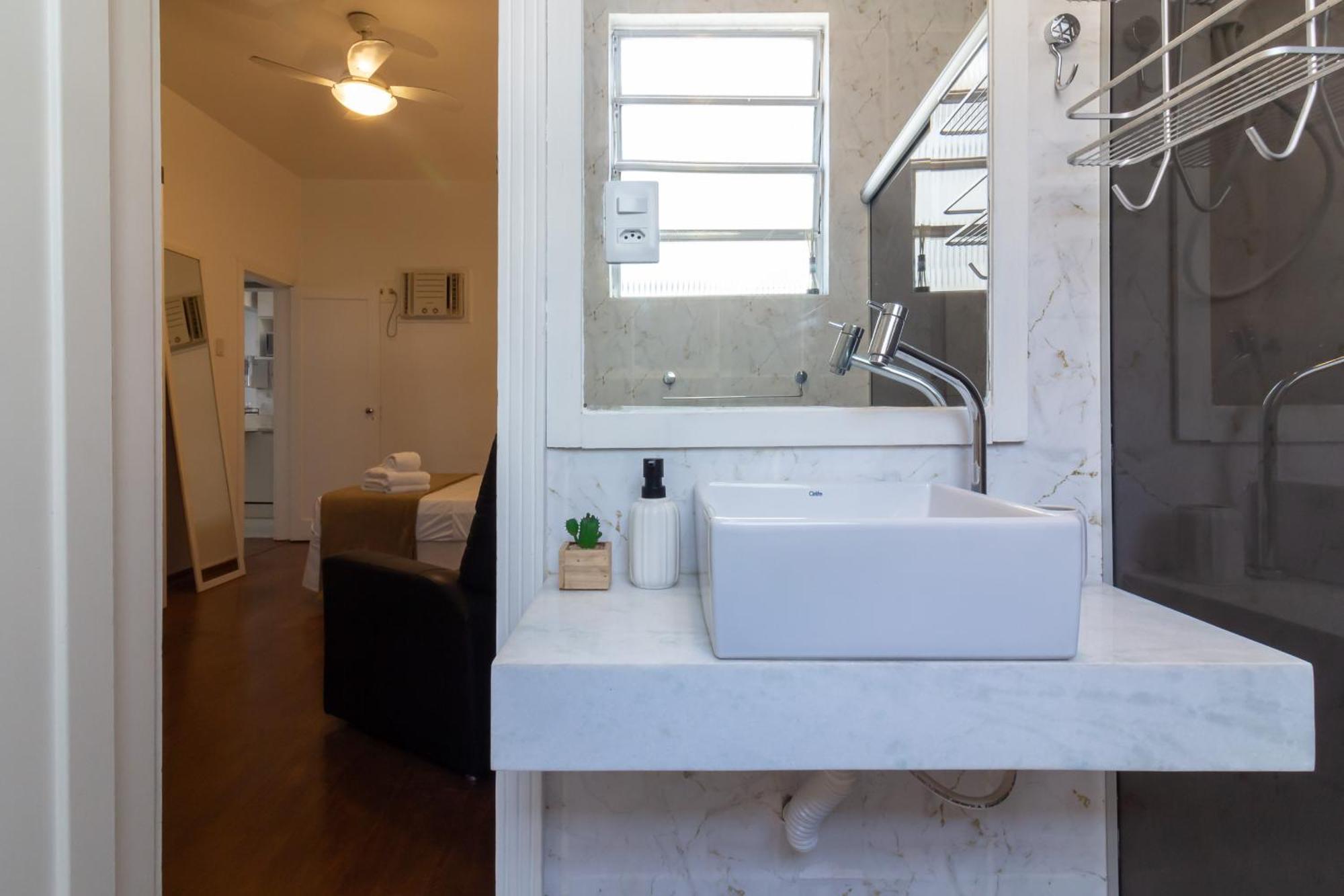 Apartamento Refugio Em Copacabana Dois - Nsc1011 Río de Janeiro